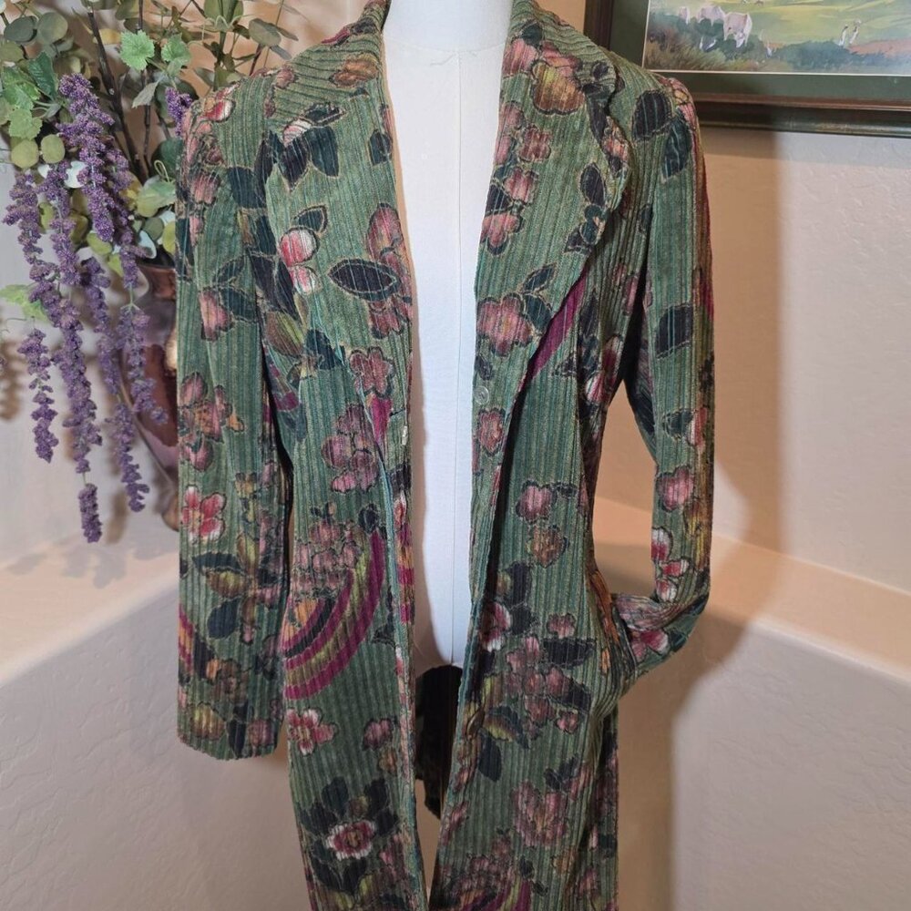 RARE Allen Schwartz Green  (Medium) corduroy floral fall coat, with pockets.